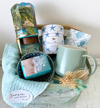 Load image into Gallery viewer, Coastal Hamptons Home Housewarming, Birthday, Gift Basket Hamper Large
