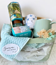 Load image into Gallery viewer, Coastal Hamptons Home Housewarming, Birthday, Gift Basket Hamper Large
