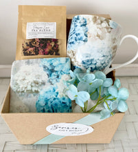 Load image into Gallery viewer, Pretty Floral Hydrangea Mug Tea Gift Box Hamper Thank You, Thinking Of You, Birthday Small
