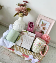 Load image into Gallery viewer, Ultimate Mum Pamper Hamper Birthday Thank you Gift Basket Natural Large
