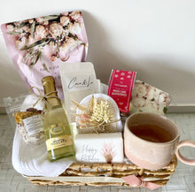 Load image into Gallery viewer, Ultimate Happy Birthday Luxury Pamper Hamper Basket Large
