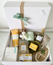 Load image into Gallery viewer, Ultimate Quiet Pamper Hamper Any Occasion Gift Box Large
