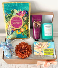Load image into Gallery viewer, Lotus Flower Luxe Pamper Hamper Gift Box Large
